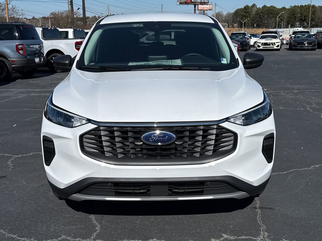 Certified 2026 Ford Escape Active w/ Cold Weather Package FWD image 2