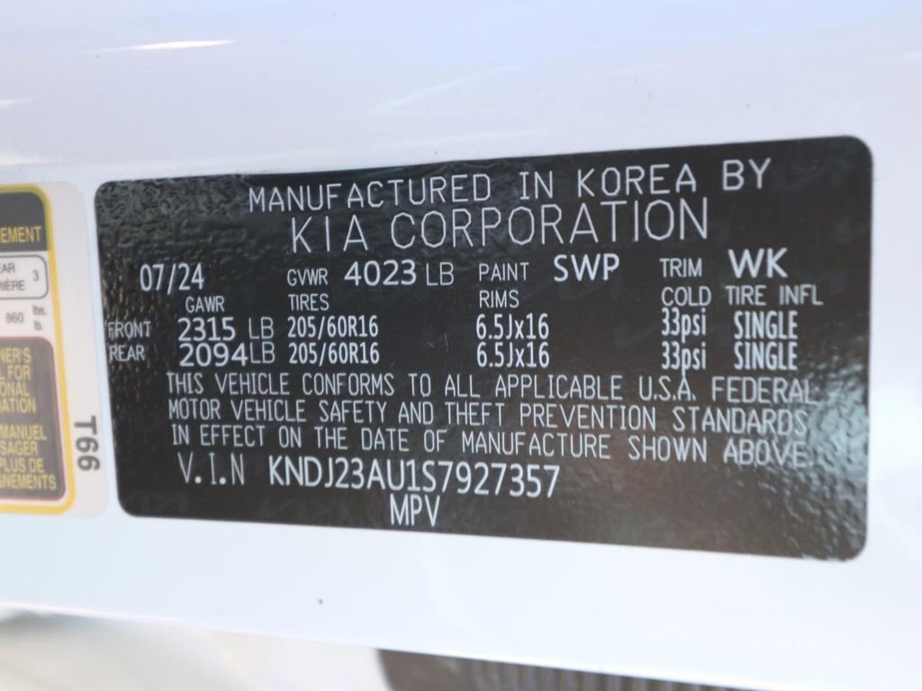 Used 2025 Kia Soul LX w/ LX Technology Package image 23