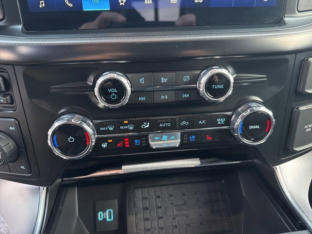 Certified 2023 Ford F150 Platinum w/ Equipment Group 701A High image 31