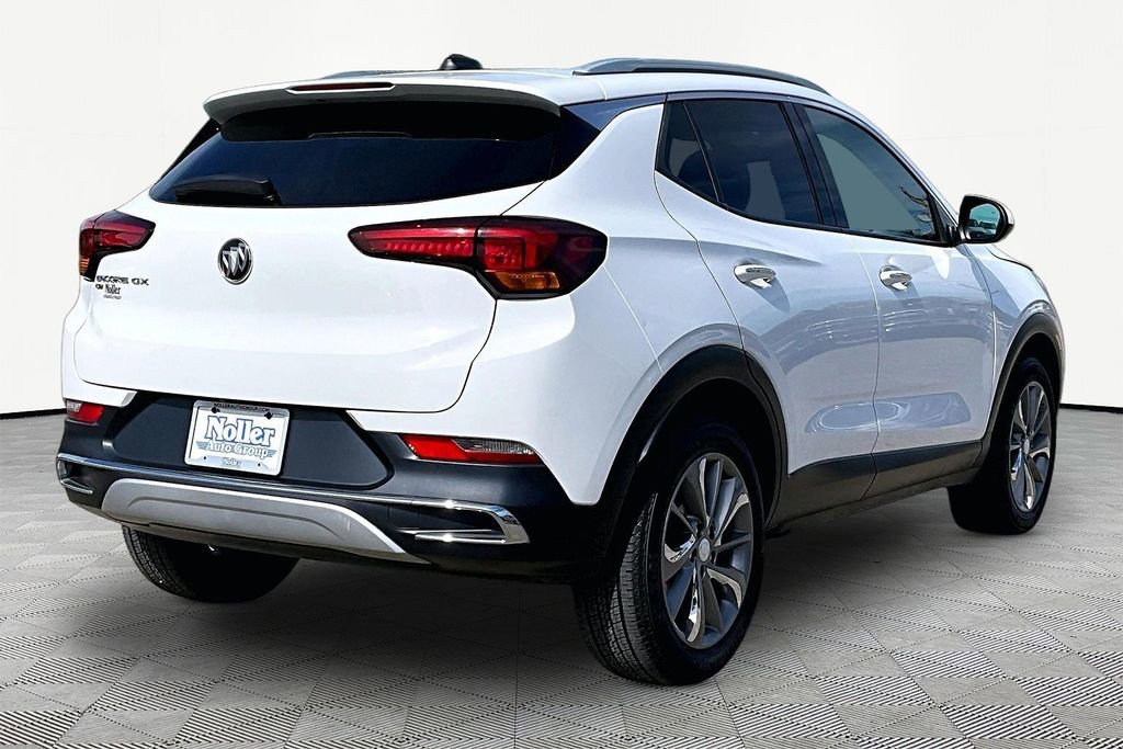 Used 2021 Buick Encore GX Essence w/ Experience Buick Package AWD/4WD image 2