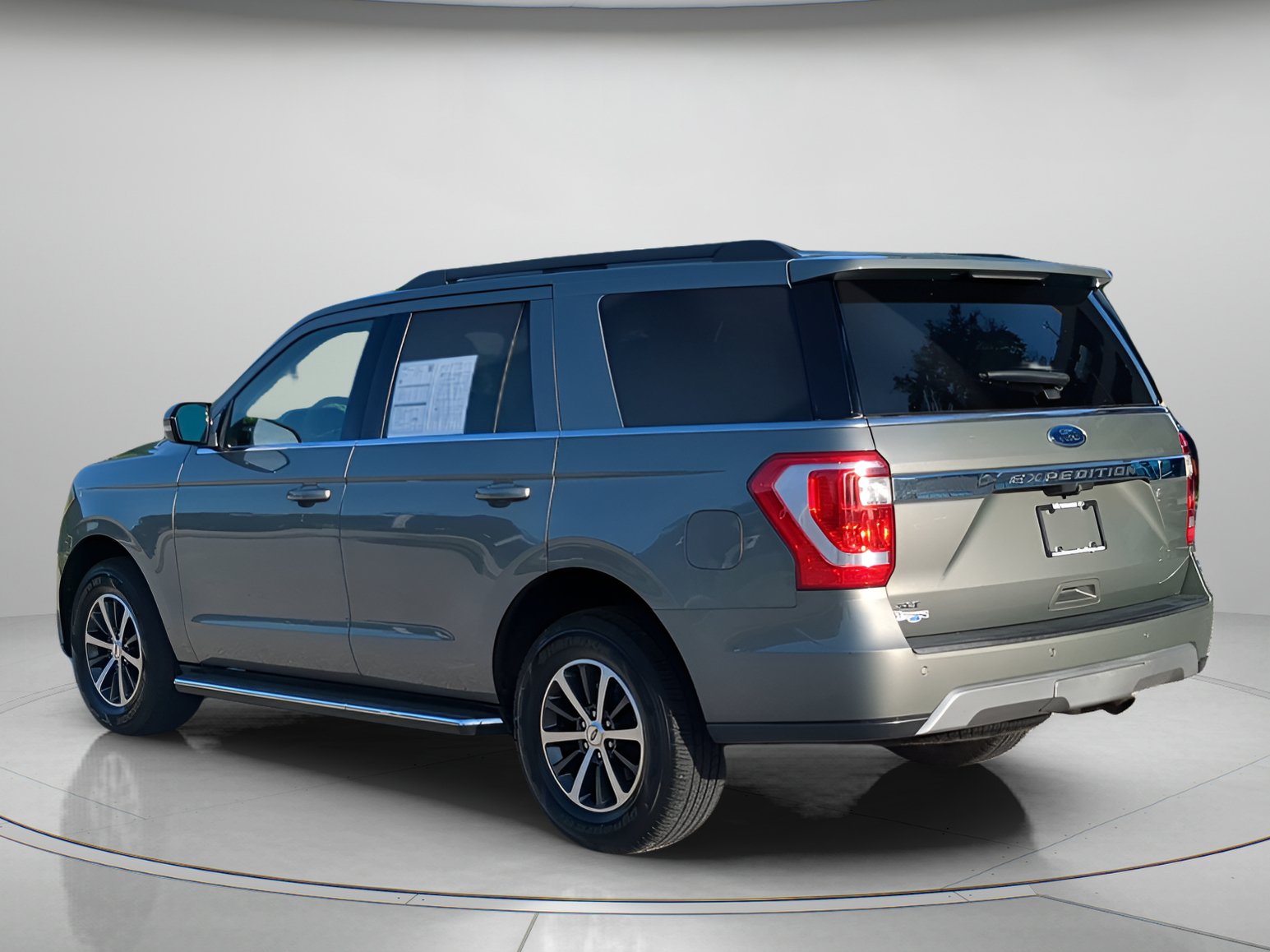 Certified 2019 Ford Expedition XLT w/ Equipment Group 202A RWD image 42