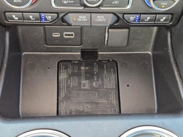 Used 2022 GMC Yukon AT4 image 26