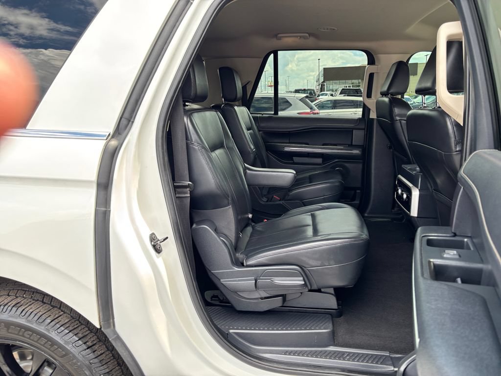 Certified 2024 Ford Expedition Max XLT RWD image 23