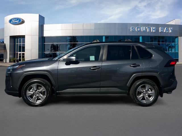 Used 2024 Toyota RAV4 XLE w/ Convenience Package FWD image 2