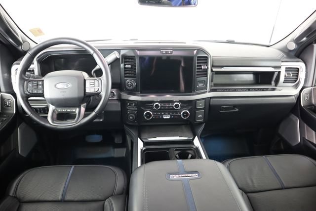 Certified 2025 Ford F450 Platinum w/ FX4 Off-Road Package image 44