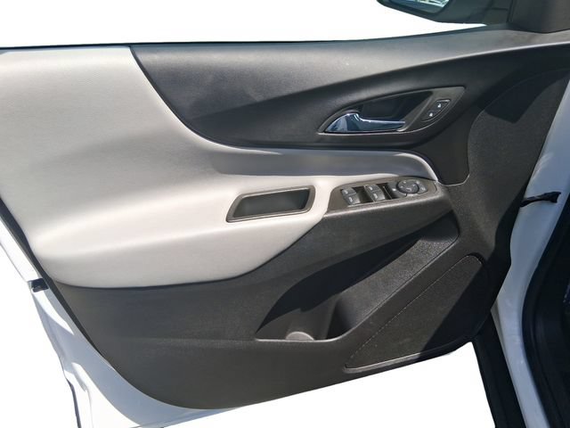 Used 2023 Chevrolet Equinox LS FWD image 11