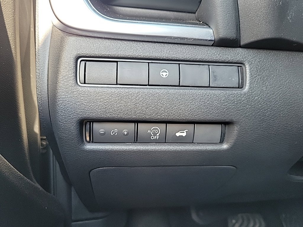 Used 2023 Nissan Rogue SV w/ SV Premium B Package AWD/4WD image 29