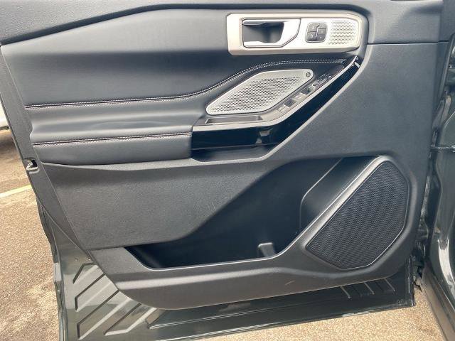 Certified 2023 Ford Explorer ST w/ Technology Package image 17