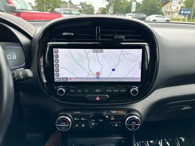 Used 2023 Kia Soul GT-Line FWD image 71