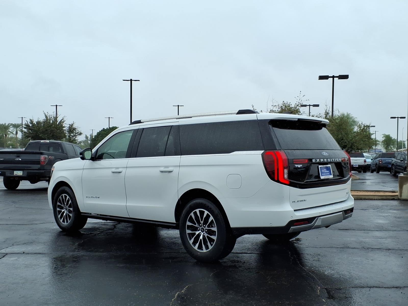 Certified 2025 Ford Expedition Max Platinum AWD/4WD image 3