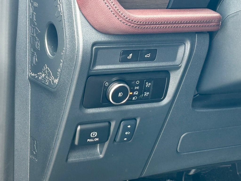 Certified 2024 Ford Expedition Limited RWD image 35