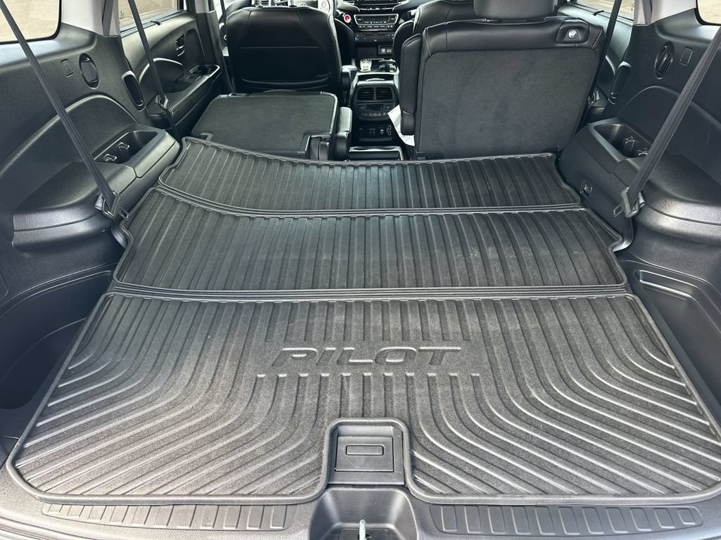 Used 2021 Honda Pilot Elite image 15