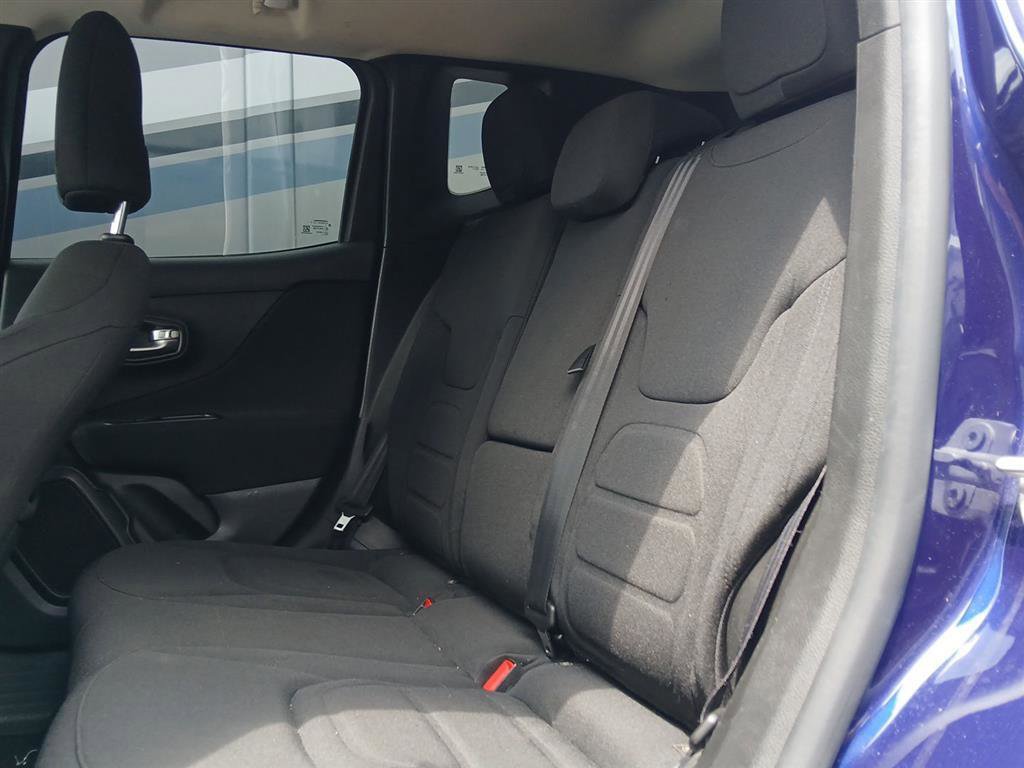 Used 2020 Jeep Renegade Latitude w/ Popular Equipment Group FWD image 39