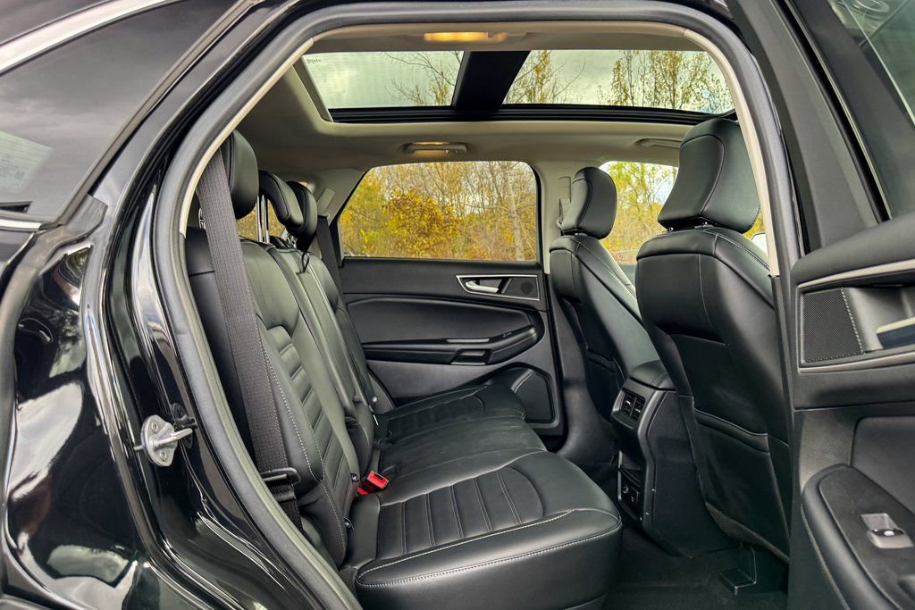 Certified 2022 Ford Edge SEL w/ Convenience Package image 14