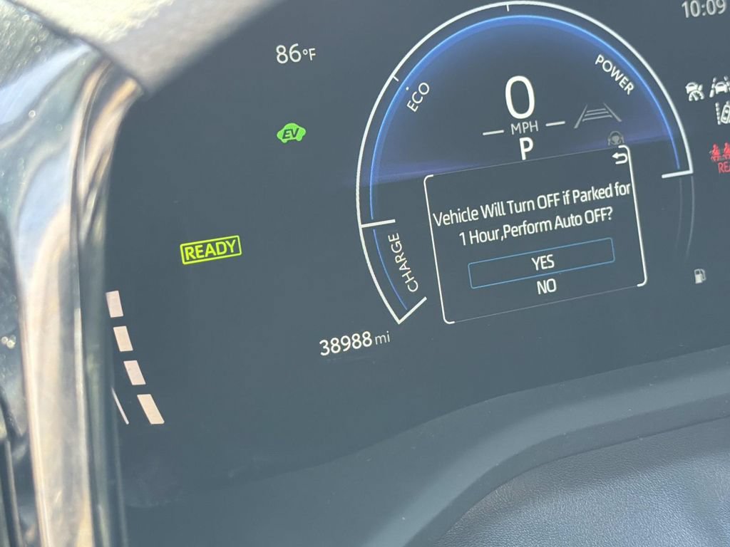 Used 2025 Toyota Camry SE w/ Convenience Package FWD image 25
