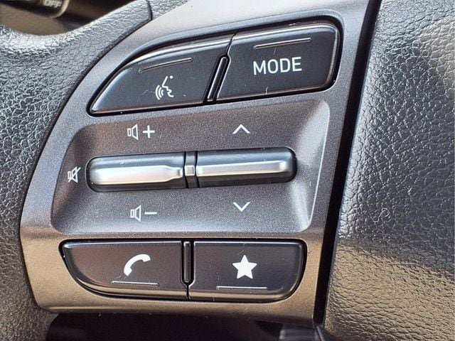 Used 2023 Hyundai Kona SEL AWD/4WD image 18