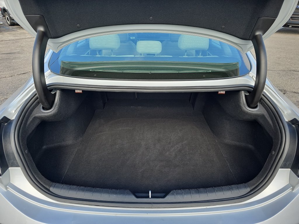 Used 2025 Hyundai Sonata SEL FWD image 12