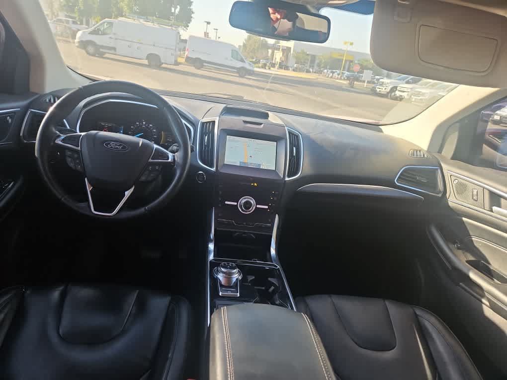 Certified 2020 Ford Edge Titanium FWD image 10