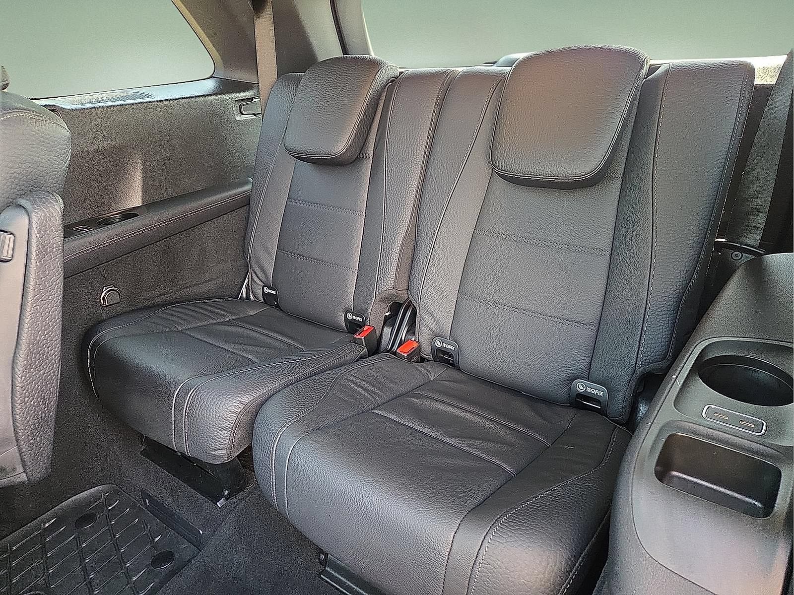 Used 2024 Mercedes-Benz GLS 450 4MATIC image 10