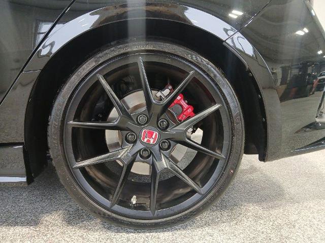 Used 2024 Honda Civic Type R image 9
