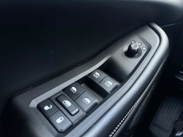 Used 2022 Jeep Grand Cherokee L Limited RWD image 19