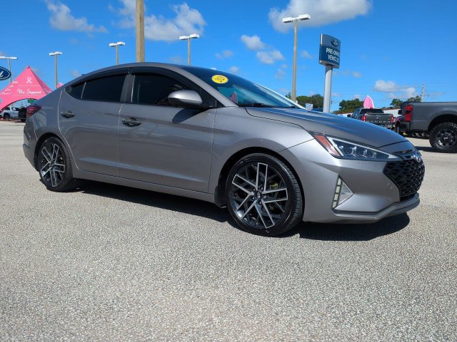 Used 2020 Hyundai Elantra Value Edition w/ Winter Weather Package FWD image 2
