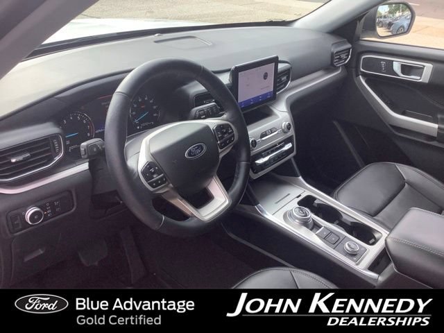 Certified 2023 Ford Explorer XLT w/ Equipment Group 202A AWD/4WD image 9