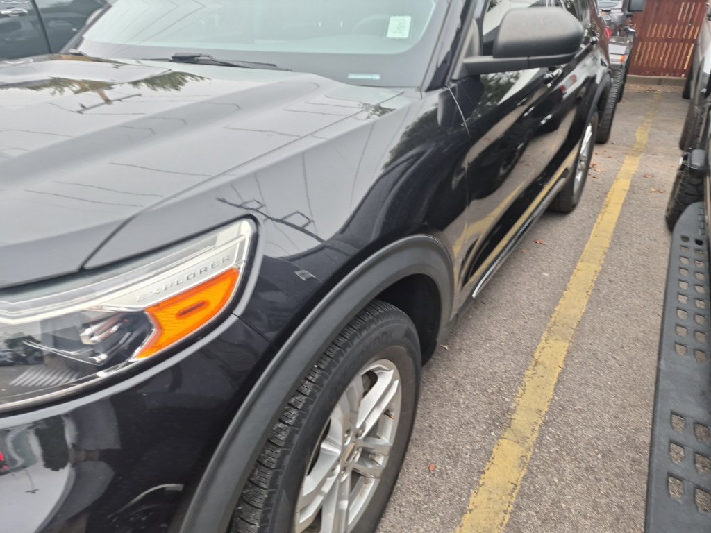 Certified 2022 Ford Explorer XLT RWD image 6