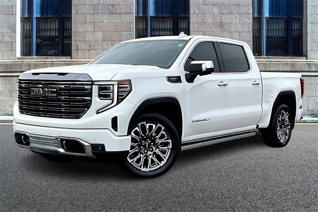 Used 2024 GMC Sierra 1500 Denali Ultimate image 2