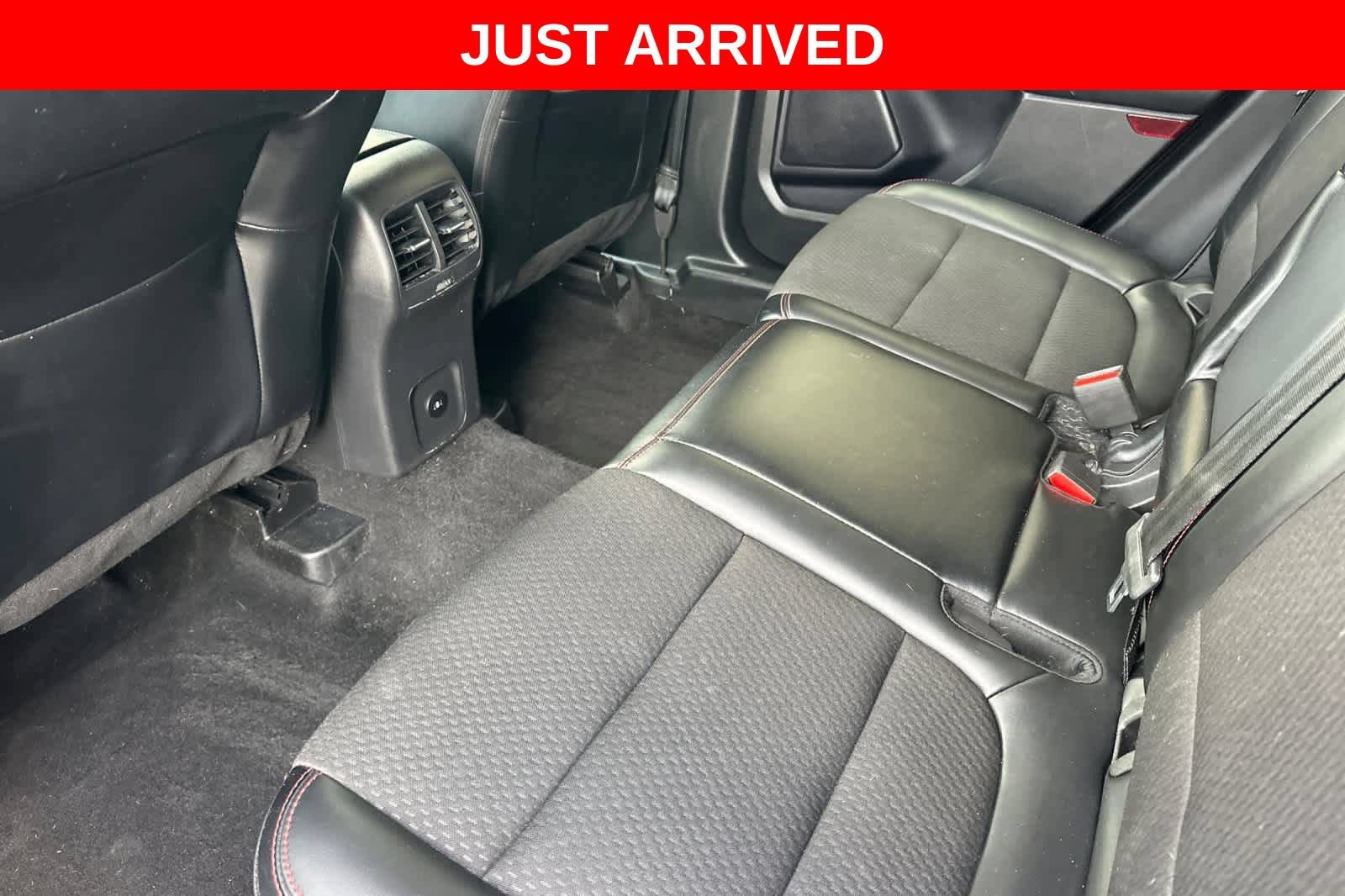 Certified 2024 Ford Escape ST-Line FWD image 4