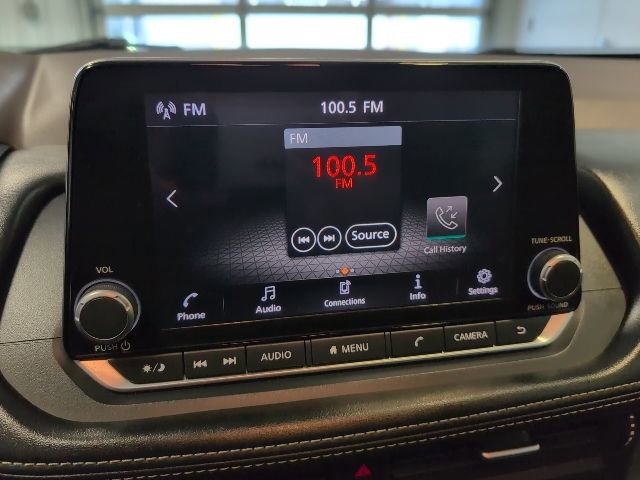 Used 2022 Nissan Rogue S image 20