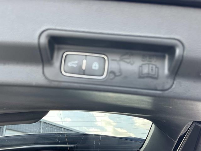 Certified 2023 Ford Explorer Limited w/ Limited Technology Package image 13