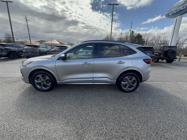 Certified 2023 Ford Escape ST-Line image 2