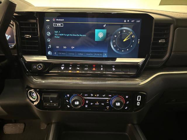 Used 2024 Chevrolet Silverado 2500 LTZ w/ LTZ Plus Package image 25