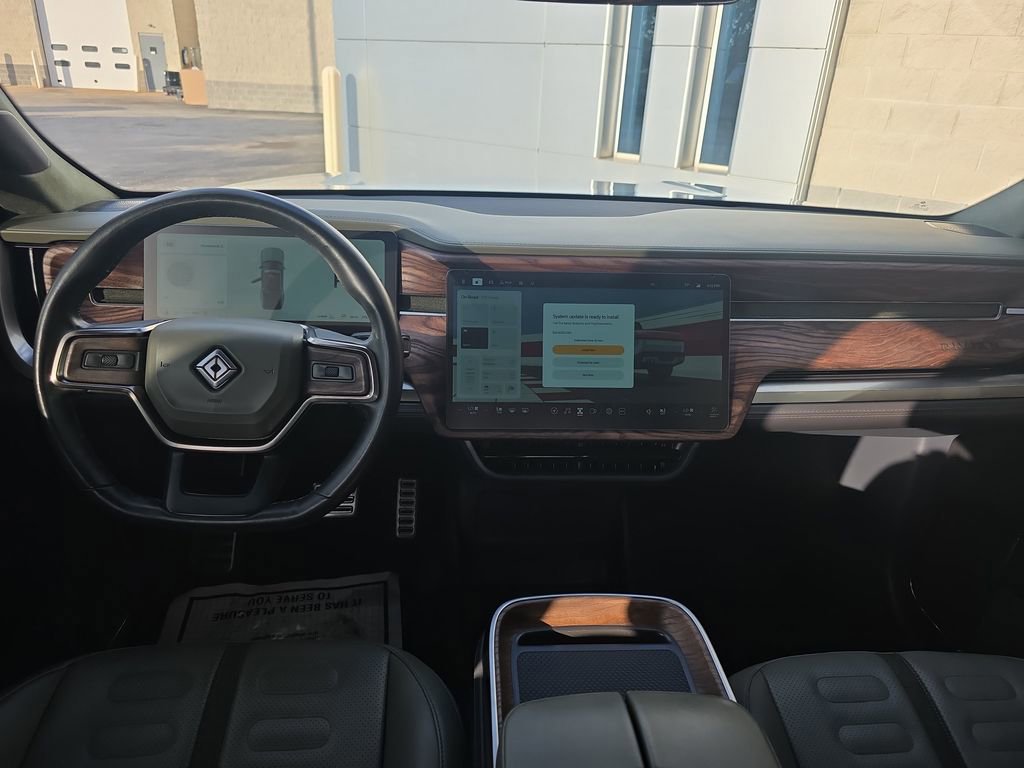 Used 2022 Rivian R1T Adventure image 23