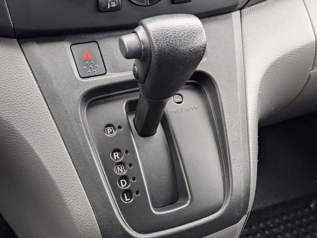Used 2020 Nissan NV200 SV image 32