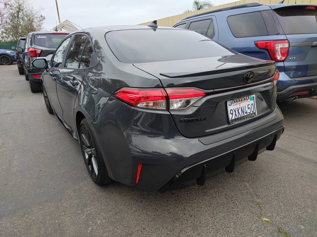 Used 2026 Toyota Corolla SE FWD image 5