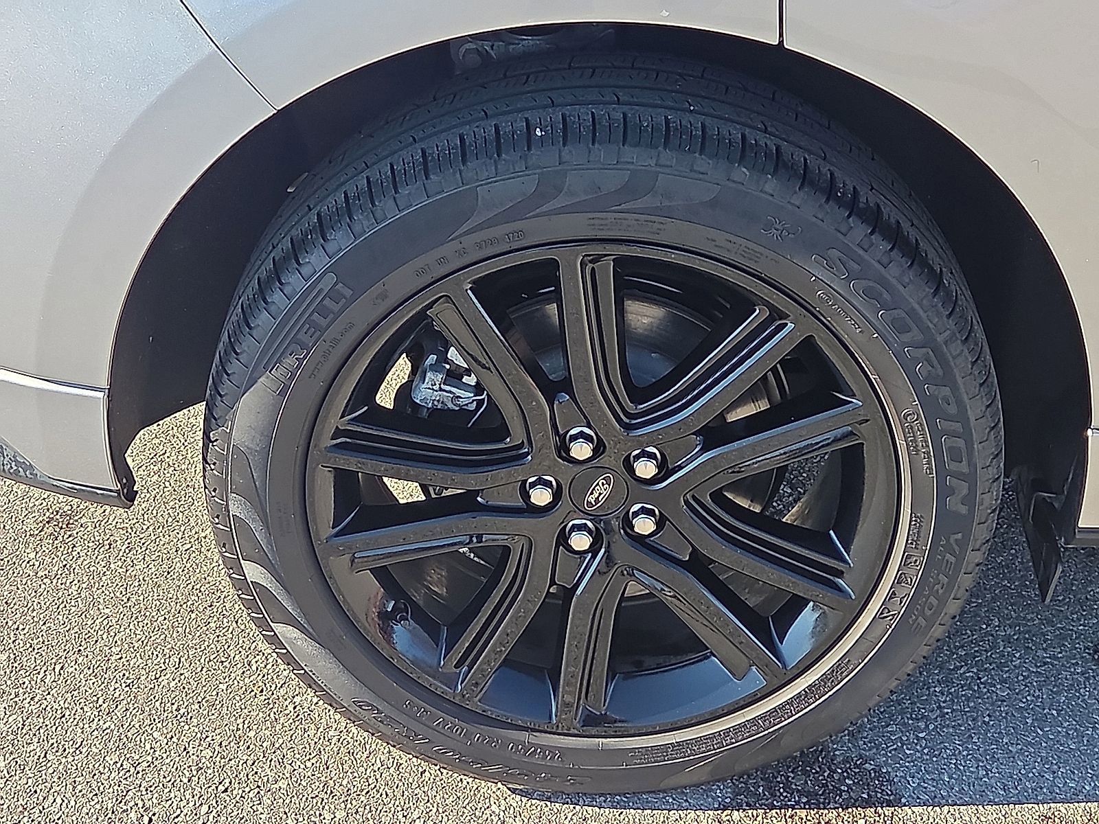 Certified 2021 Ford Edge ST-Line image 7