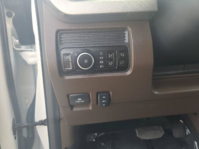 Certified 2025 Ford F350 King Ranch w/ FX4 Off-Road Package AWD/4WD image 21
