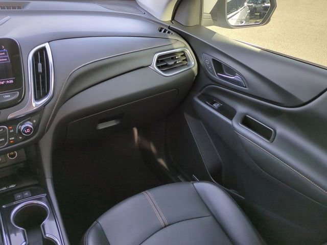 Used 2023 Chevrolet Equinox Premier image 17