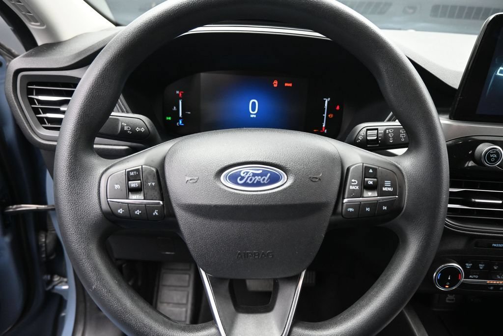 Certified 2025 Ford Escape Active AWD/4WD image 14