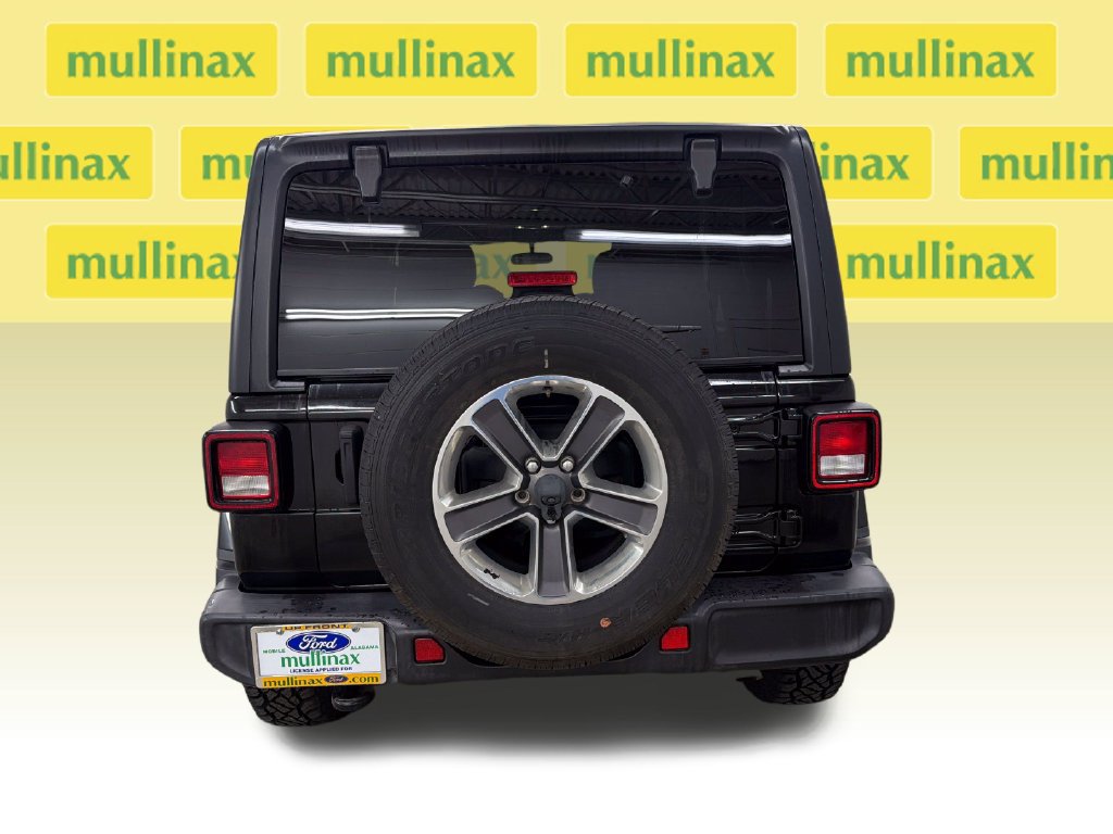 Used 2021 Jeep Wrangler Unlimited Sahara AWD/4WD image 9