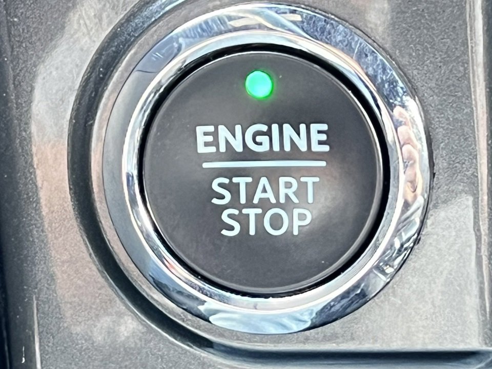 Certified 2022 Ford F150 XLT w/ Equipment Group 302A High image 37