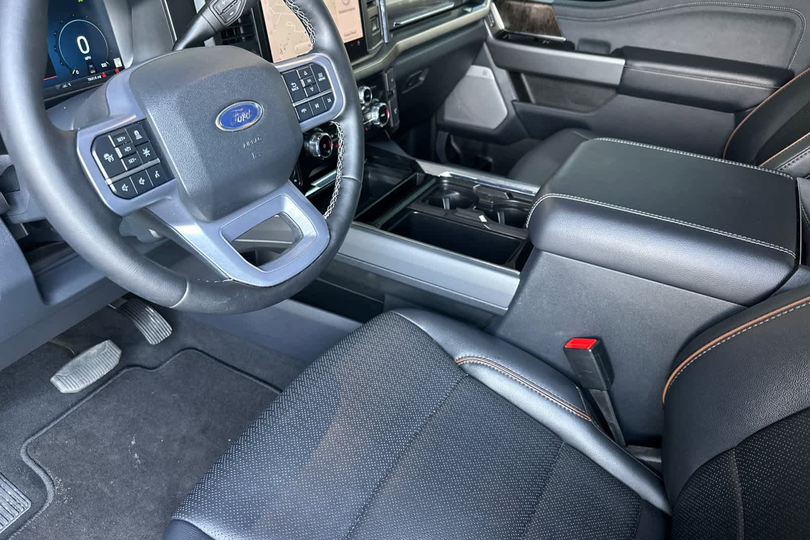 Certified 2025 Ford F350 Lariat w/ Lariat Ultimate Package AWD/4WD image 11