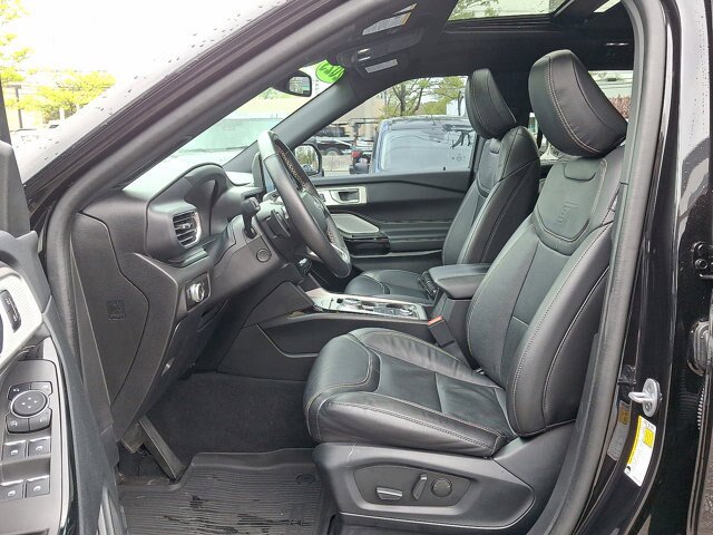 Certified 2023 Ford Explorer ST w/ Equipment Group 401A AWD/4WD image 3