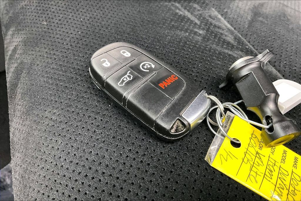 Used 2023 Dodge Durango R/T AWD/4WD image 11