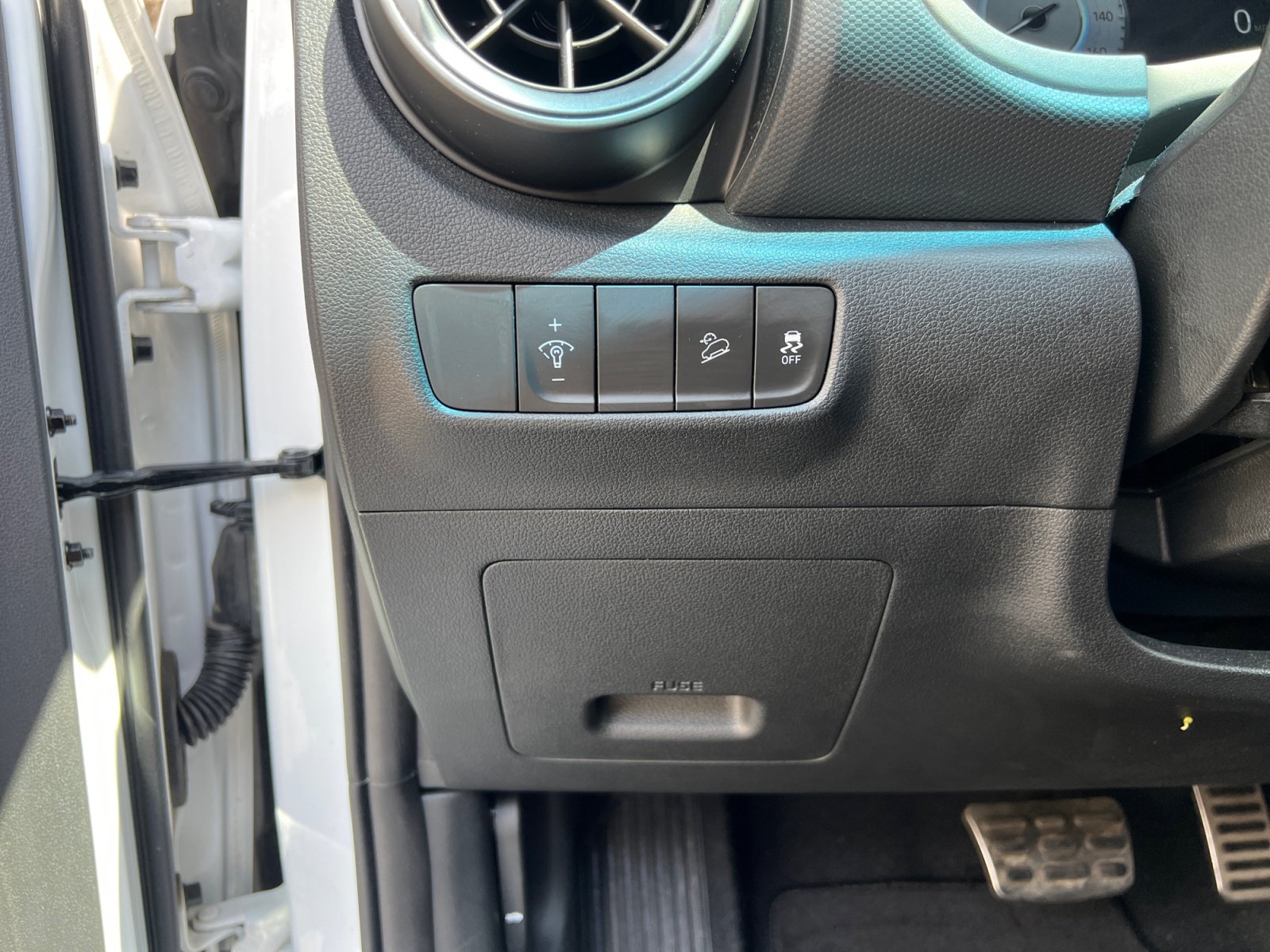 Used 2022 Hyundai Kona N Line AWD/4WD image 12