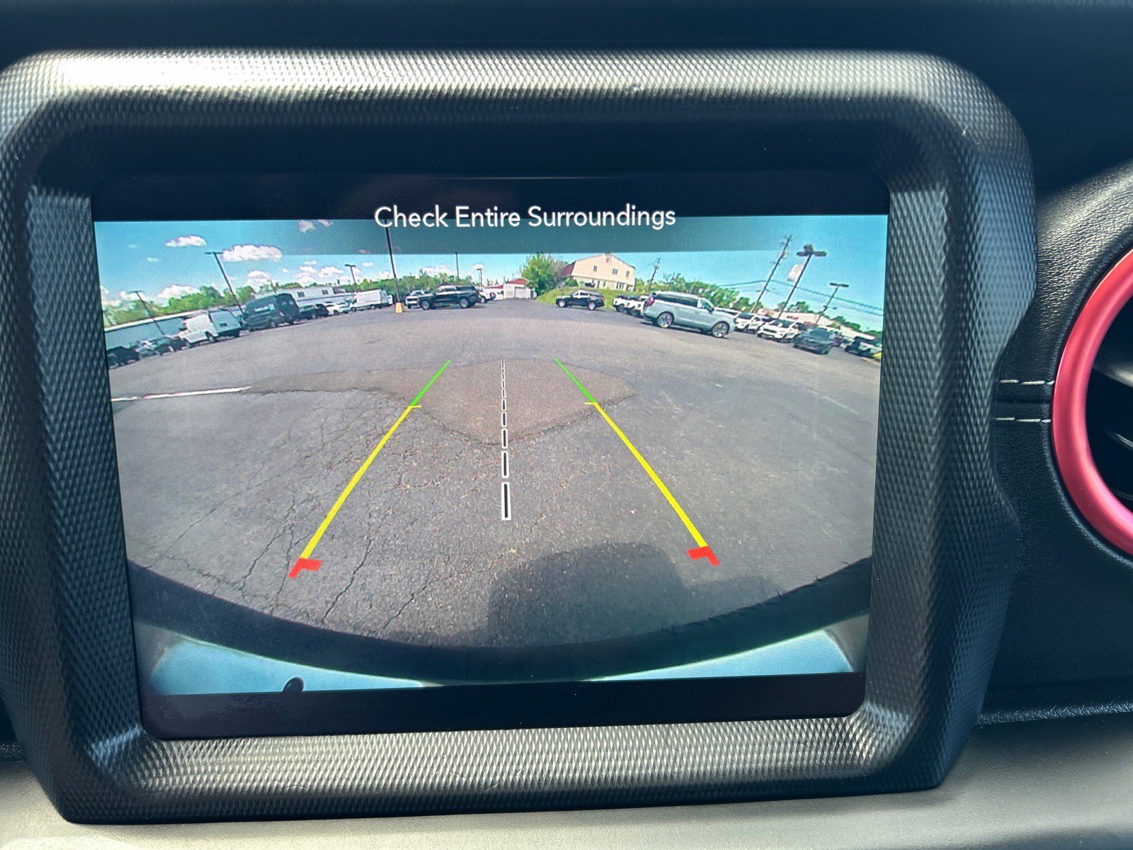 Used 2020 Jeep Wrangler Unlimited Sahara AWD/4WD image 29