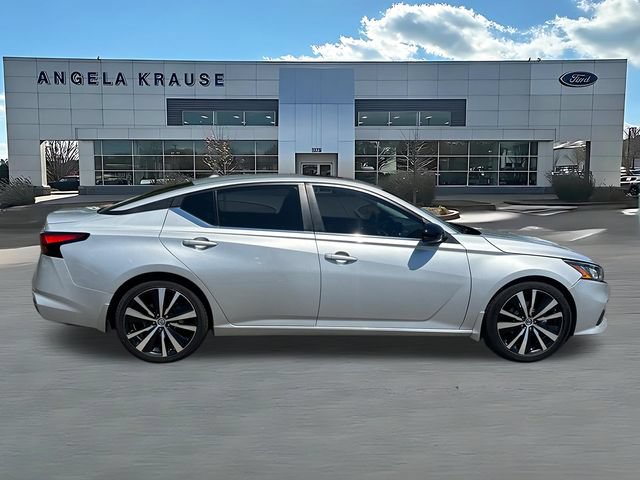 Used 2021 Nissan Altima 2.5 SR w/ SR Premium Package FWD image 10