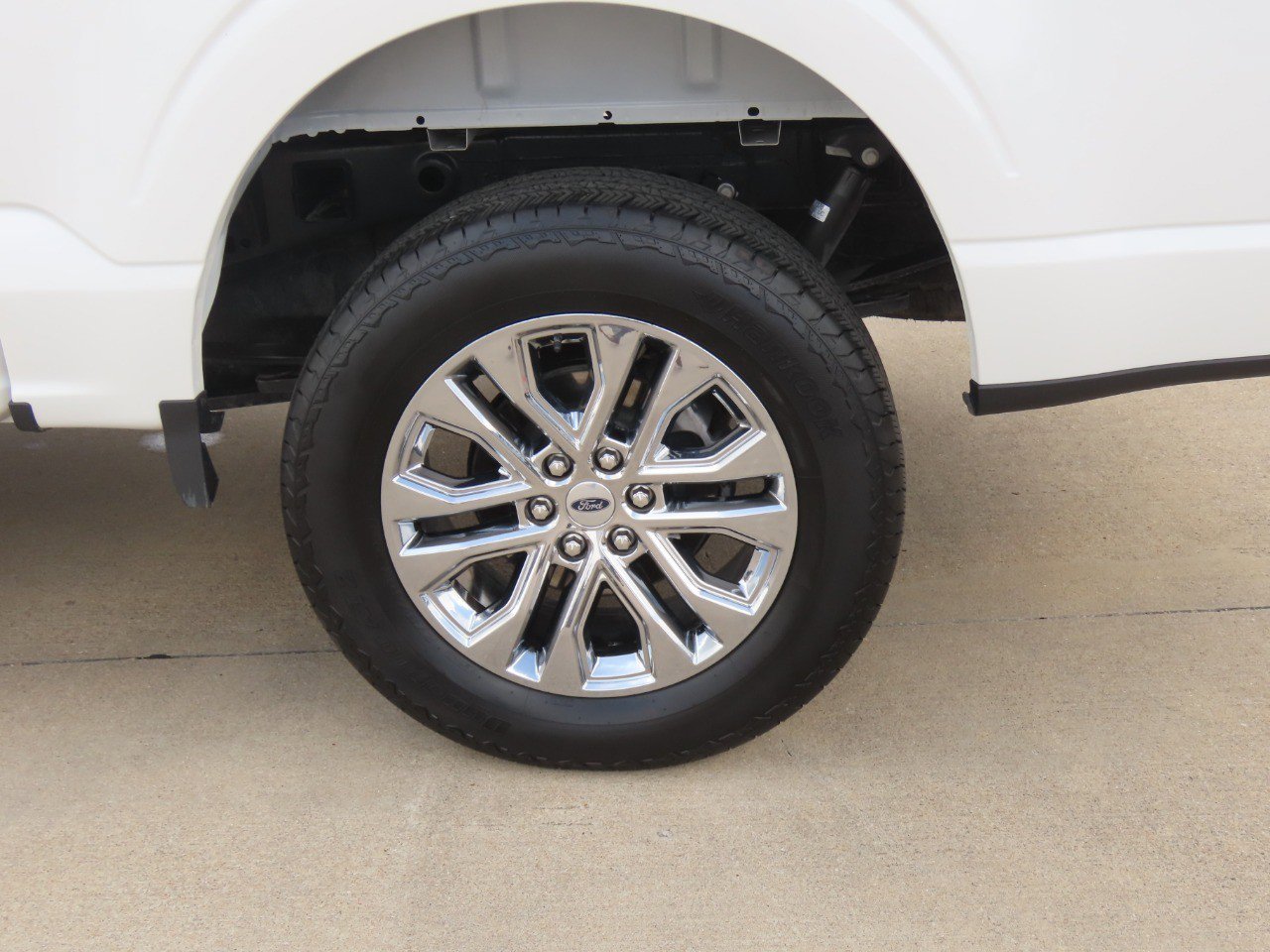 Certified 2026 Ford F150 Lariat w/ Equipment Group 501A Mid AWD/4WD image 17
